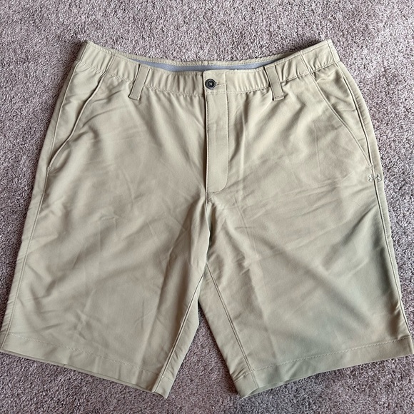 Under Armour Other - Men’s flat front golf shorts
